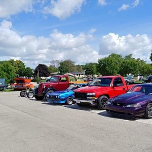 Meet your Posher, Adam